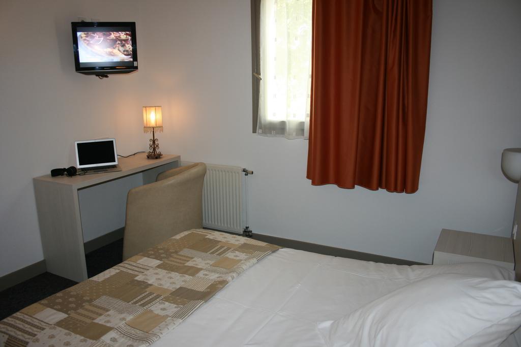L Or Du Temps Hotel Saint-Alban  Phòng bức ảnh